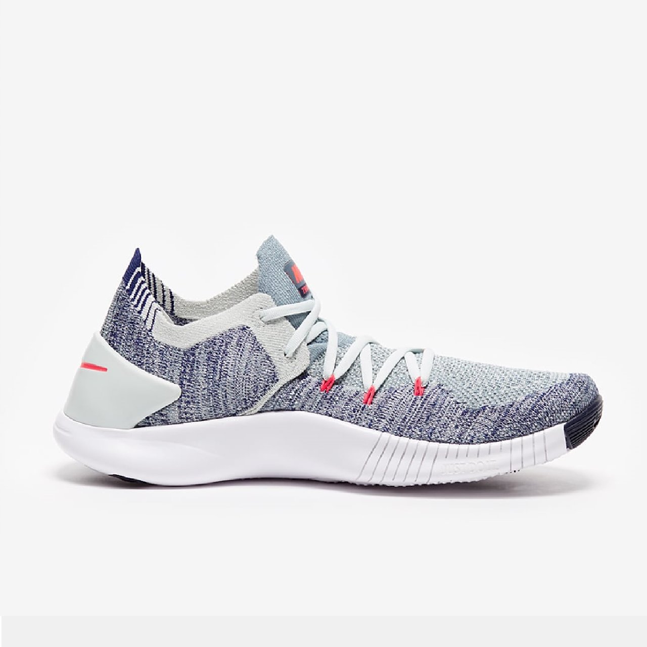 Спортивная обувь w Nike Free TR Flyknit 3 barely grey/ember glow-blue void-white