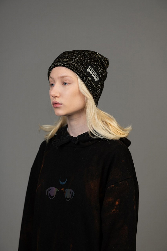 Шапка СЕВЕР "2000" ЧЕРНЫЙ С ЗОЛОТОЙ НИТЬЮ