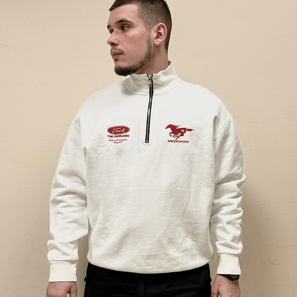 Толстовка MEDOOZA Half-Zip "Mustang" тофу