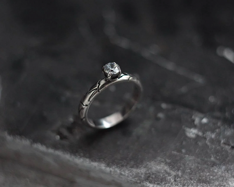 Кольцо помолвочное Kate Snap "Разрушение" фианит