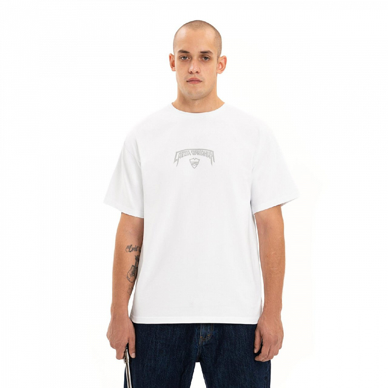 Футболка Питерский щит "Разборка" белый