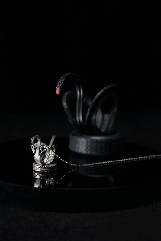 Кулон Kate Snap "Лебедь"