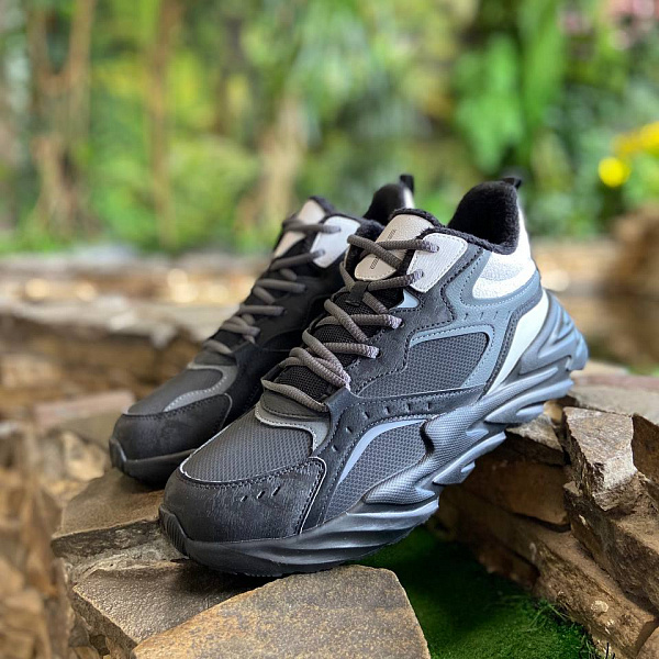 Кроссовки ERKE утепленные M.Jogging Shoes black/charcoal черный/серый