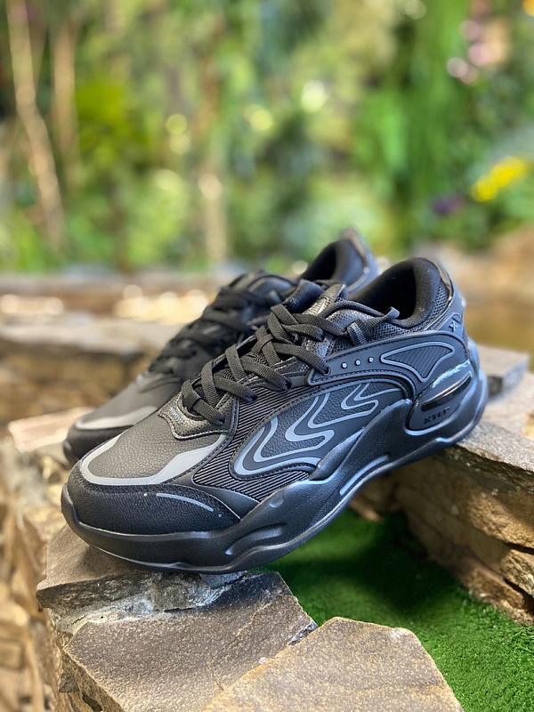 Кроссовки XTEP BLACK/CHARCOAL GREY Чёрный/Серый