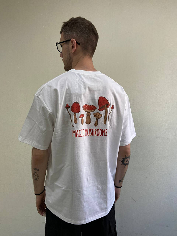 Футболка МЯТЕЖ "AMANITA" оверсайз белый