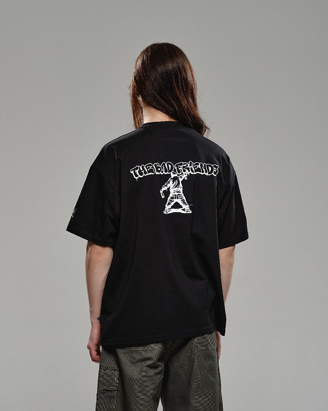 Футболка THE BAD FRIENDS "Граффитчик" 200г черный