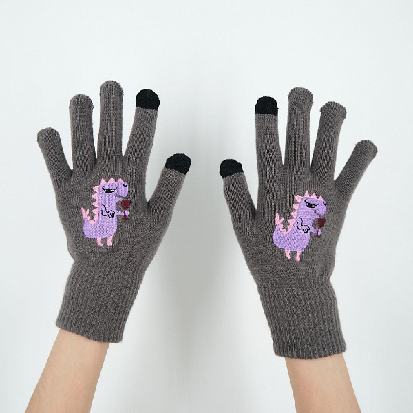 Перчатки ST.FRIDAY с вышивкой Дино в поисках молока