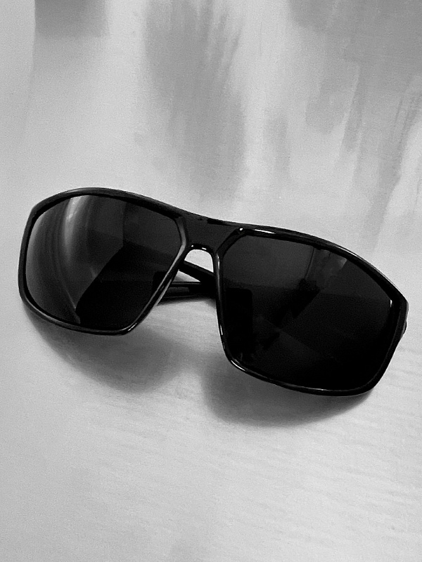 Очки солнцезащитные FLAT RIOT "Police" Black