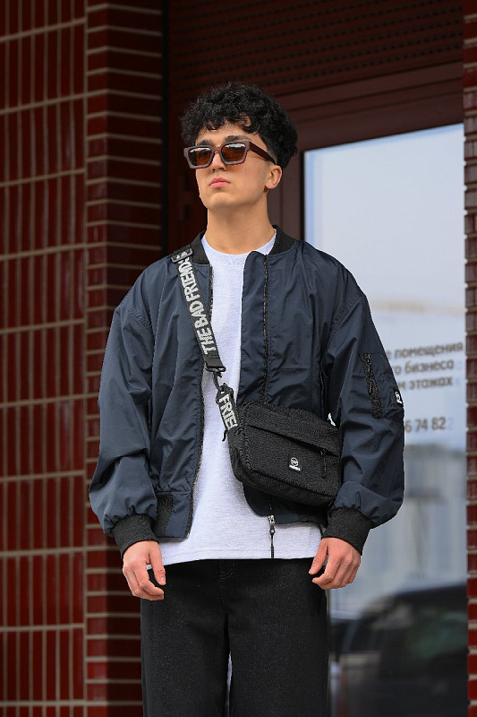 Бомбер THE BAD FRIENDS Basic Light Jacket синий