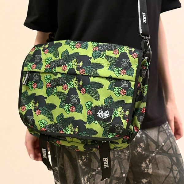 Сумка Шолдербег Грандфа HOOK «Джунгли» черный