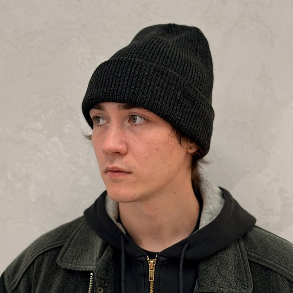 Шапка KUSTO "FUNKY ONE" нашивка Антрацит | Coal