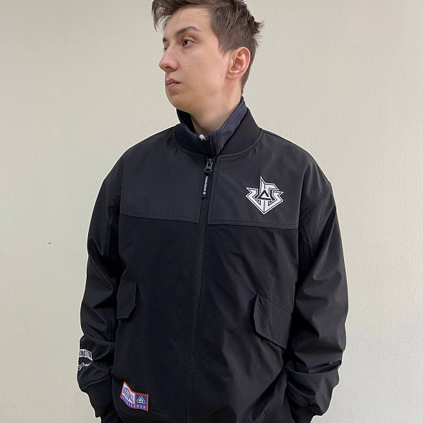 Куртка PEAK WOVEN JACKET BLACK Чёрный