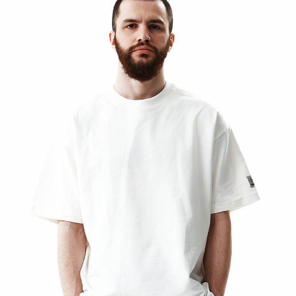 Футболка THE BAD FRIENDS Basic left sleeve logo 250гр Volume экрю