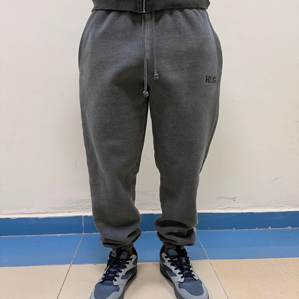 Брюки HARD LUNCH оверсайз garment dye темно-серый начес