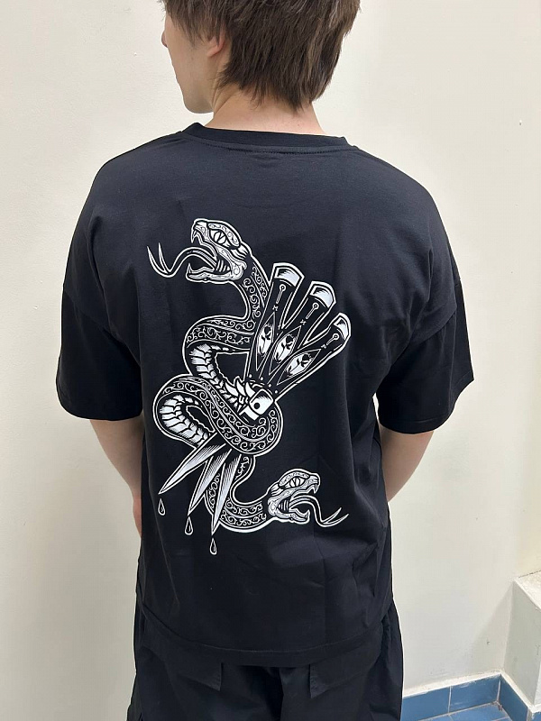 Футболка HOOK «Змея» черный