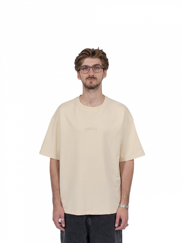 Футболка UNIFORM Relaxed кремовый